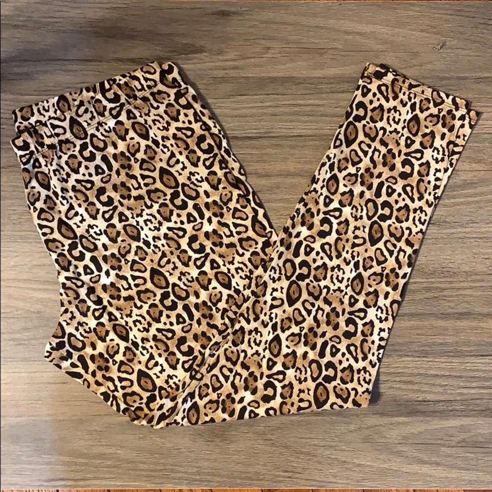 ✨{NEW} Leopard / Cheetah Print 🤔 Ankle Leggings✨